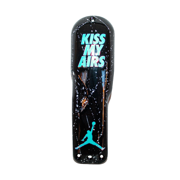 Carcasa Black Kiss Jordan Iris
