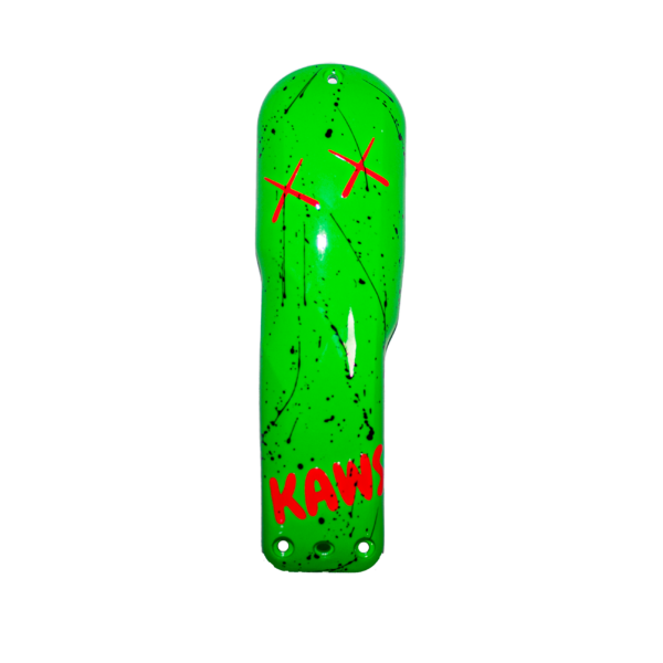 Carcasa Verde Eyes Kaws