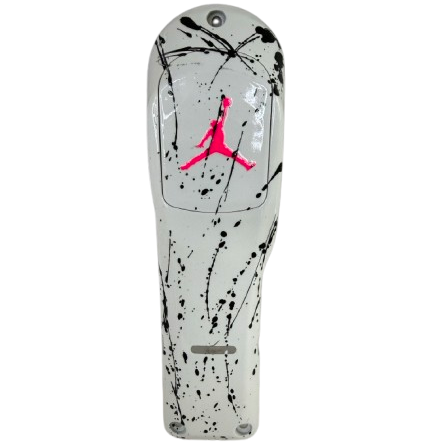 Carcasa Boosted Blanco Jordan Rosa Fl&uacute;or